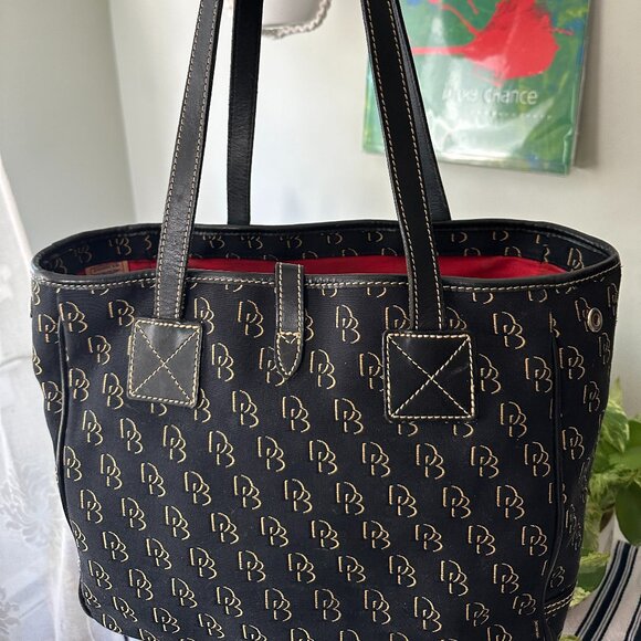 Dooney & Bourke Signature Black DB Logo Large Shoulder Bucket Purse Hand Bag - Picture 8 of 9